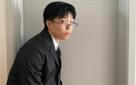 李燦赫節目公開戀愛史!自曝在教會認識女生⋯喜歡跟姊姊交往?網驚:「原來是戀愛高手!」
