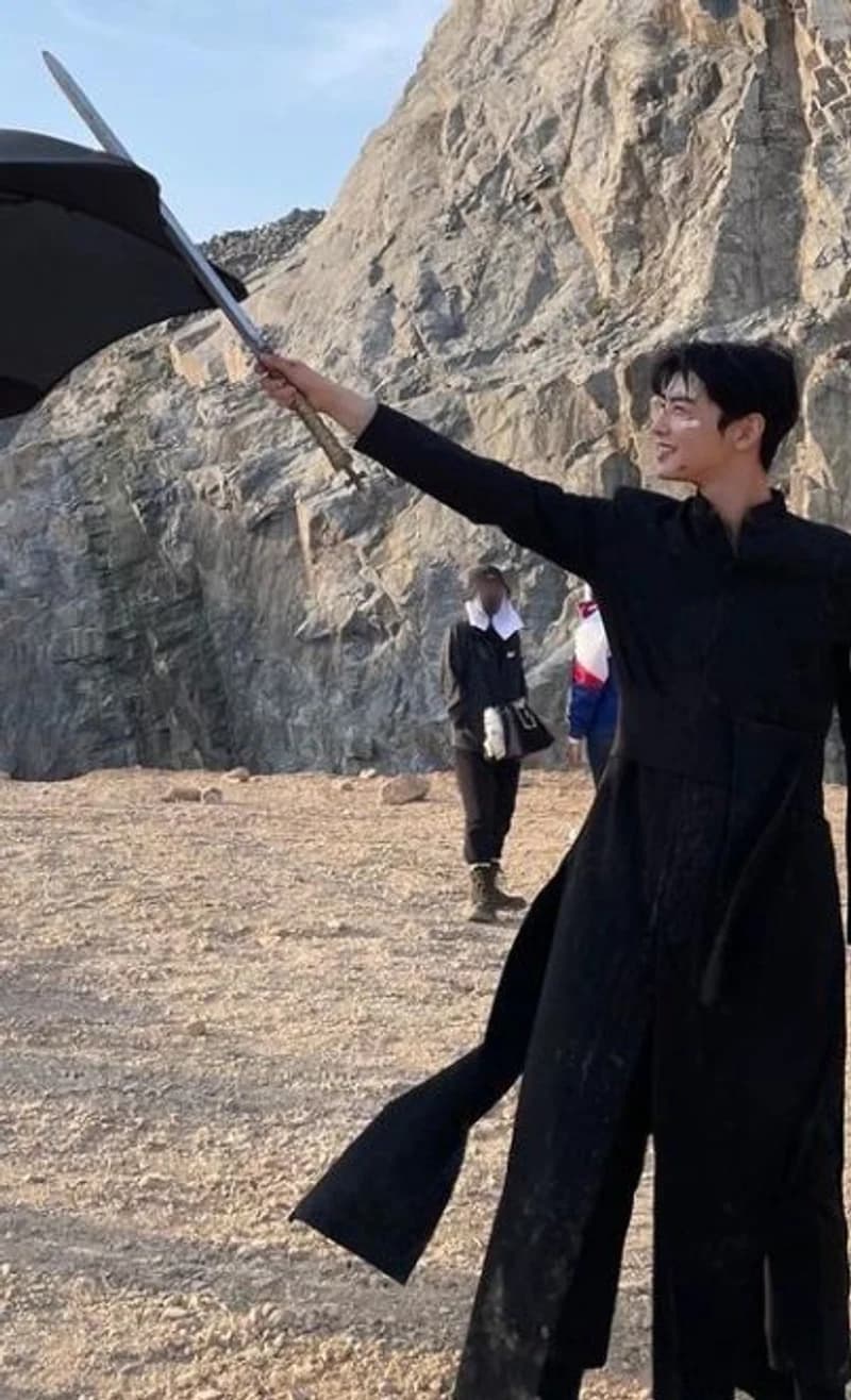 Image Source l eunwo.o_c IG
