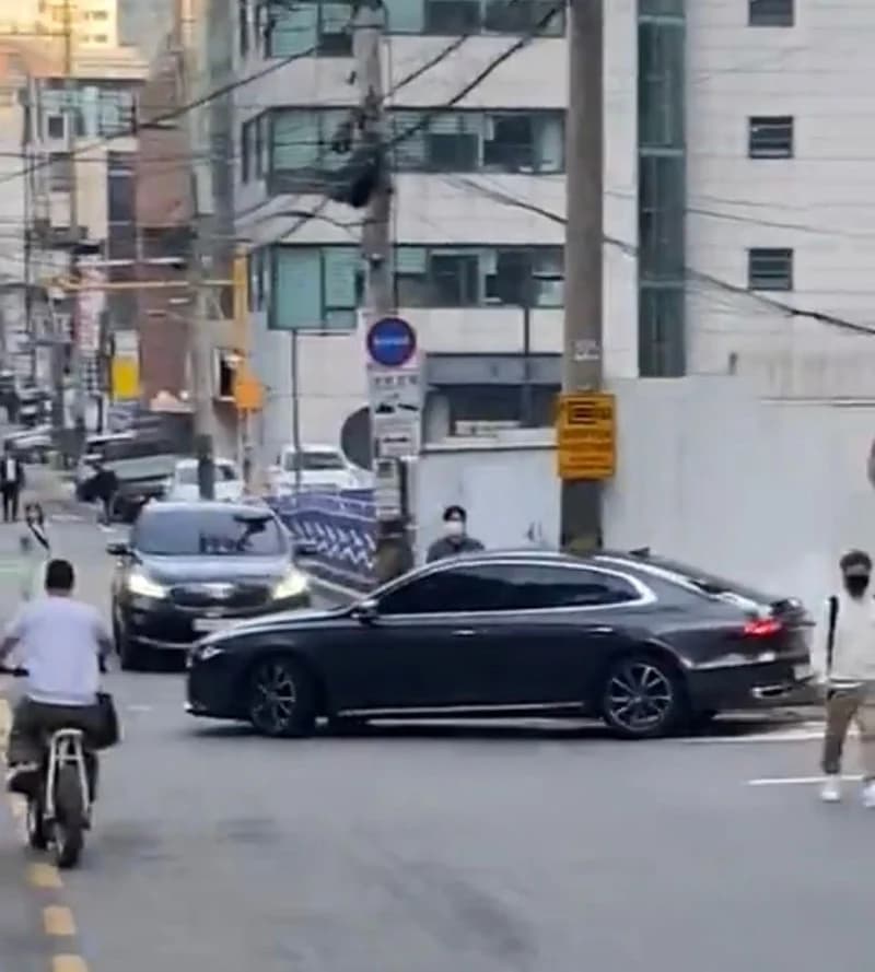 Image Source l 온라인 커뮤니티
