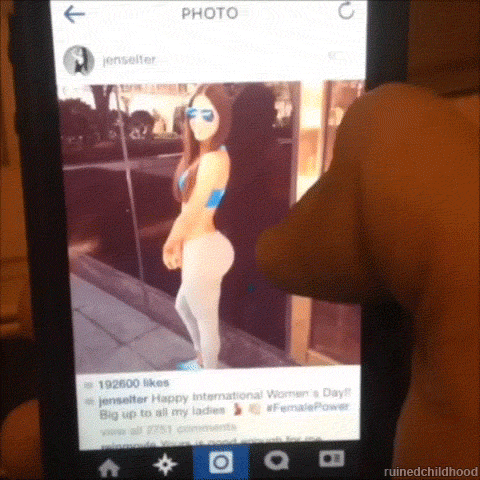 giphy.com提供