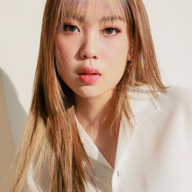 instagram | youngji_02