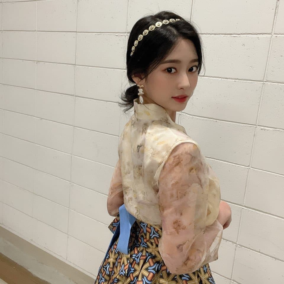 Twitter | official_izone