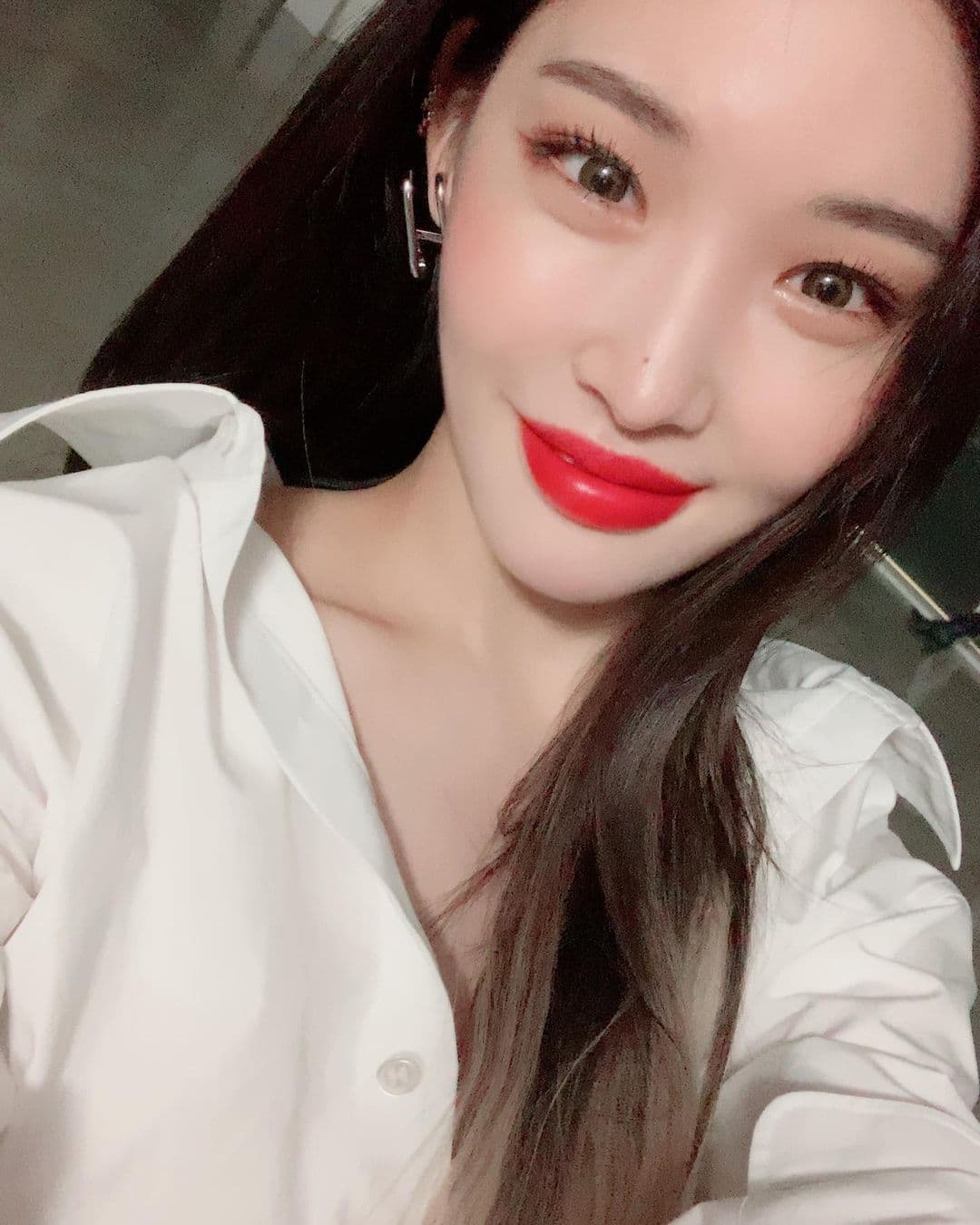 Image Source instagram | chungha_official