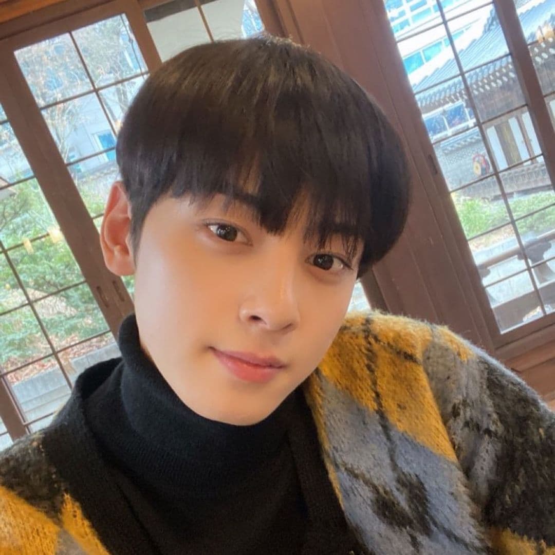 Image Source instagram | eunwo.o_c
