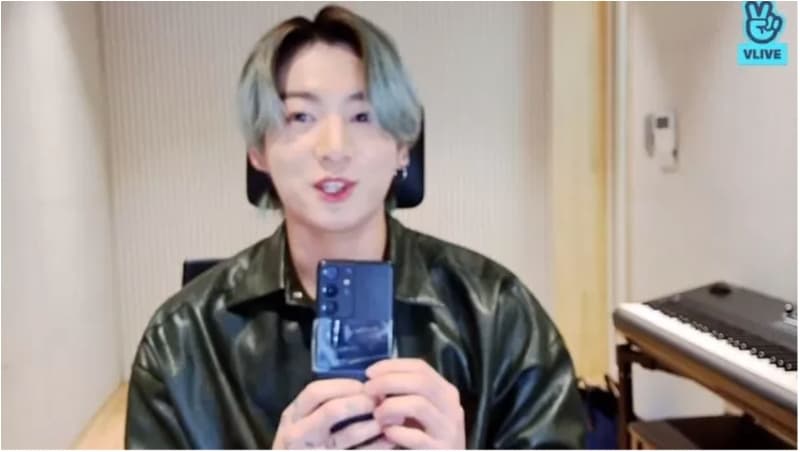 Image Source | V live
