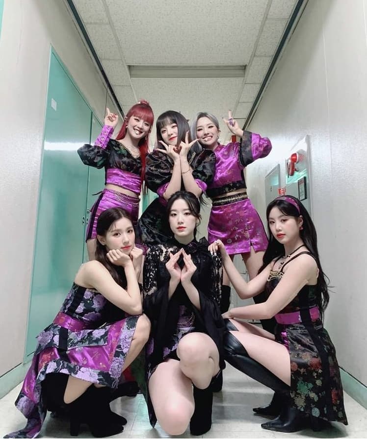 instagram | official_g_i_dle
