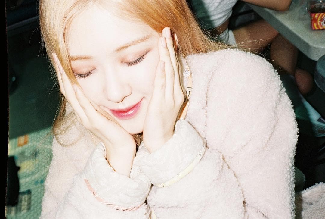 Image Source_Twitter|roses_are__rose