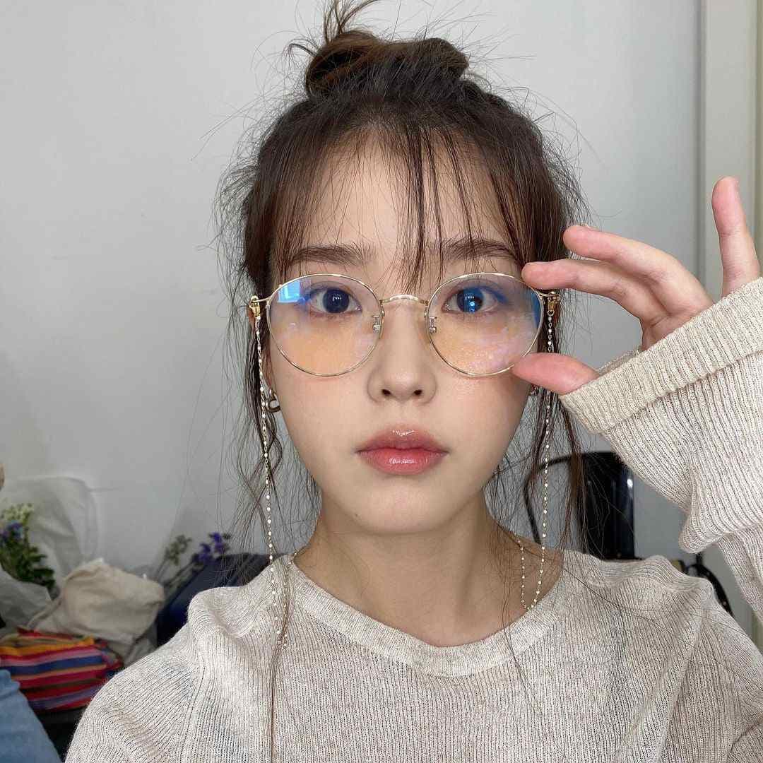 Image Source instagram | dlwlrma