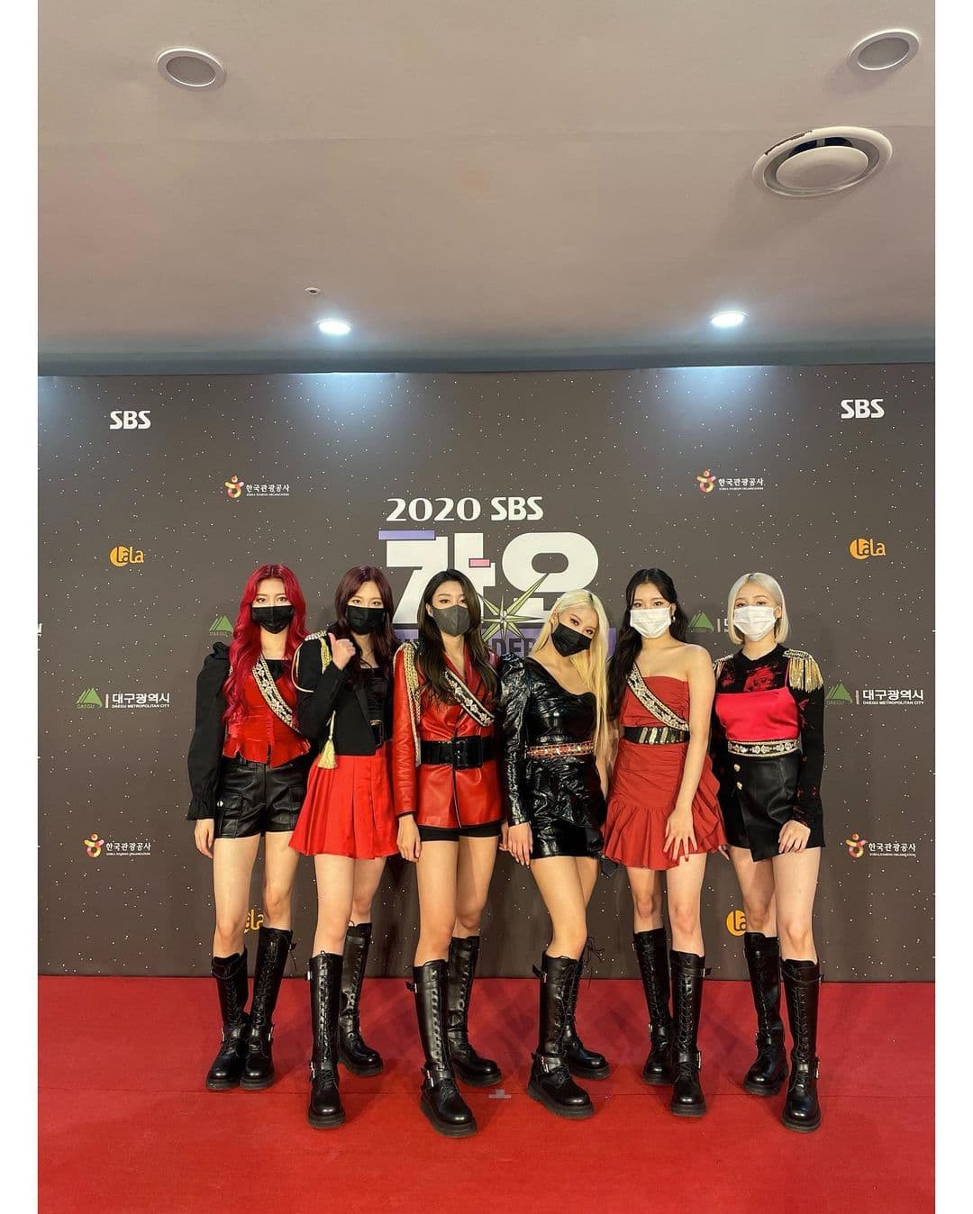 Image Source_Instagram | momoland_official