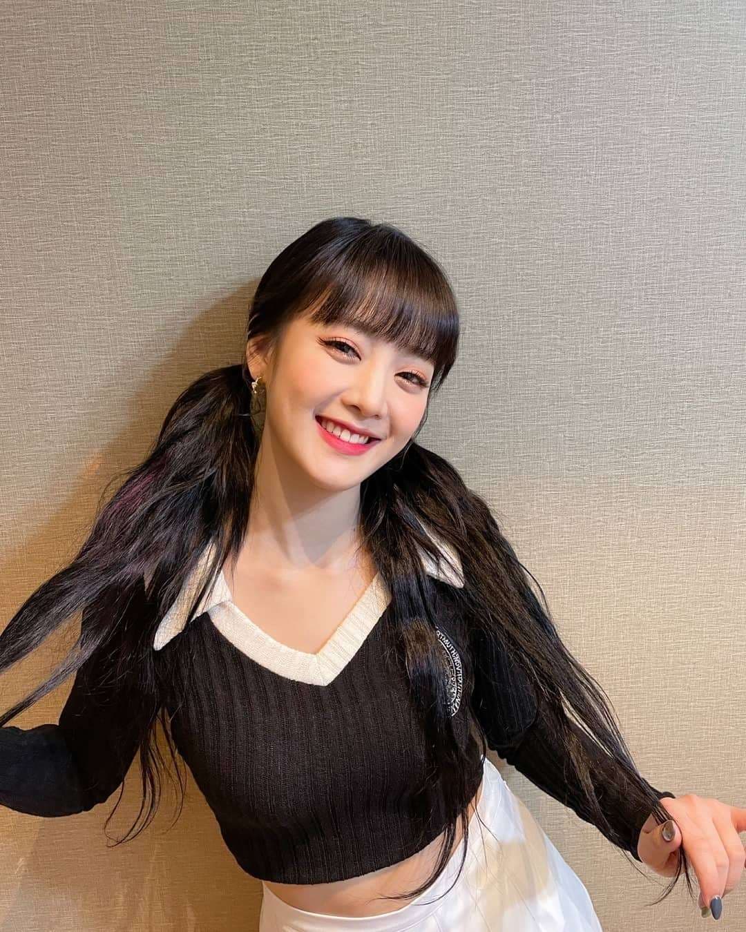 Instagram | official_g_i_dle