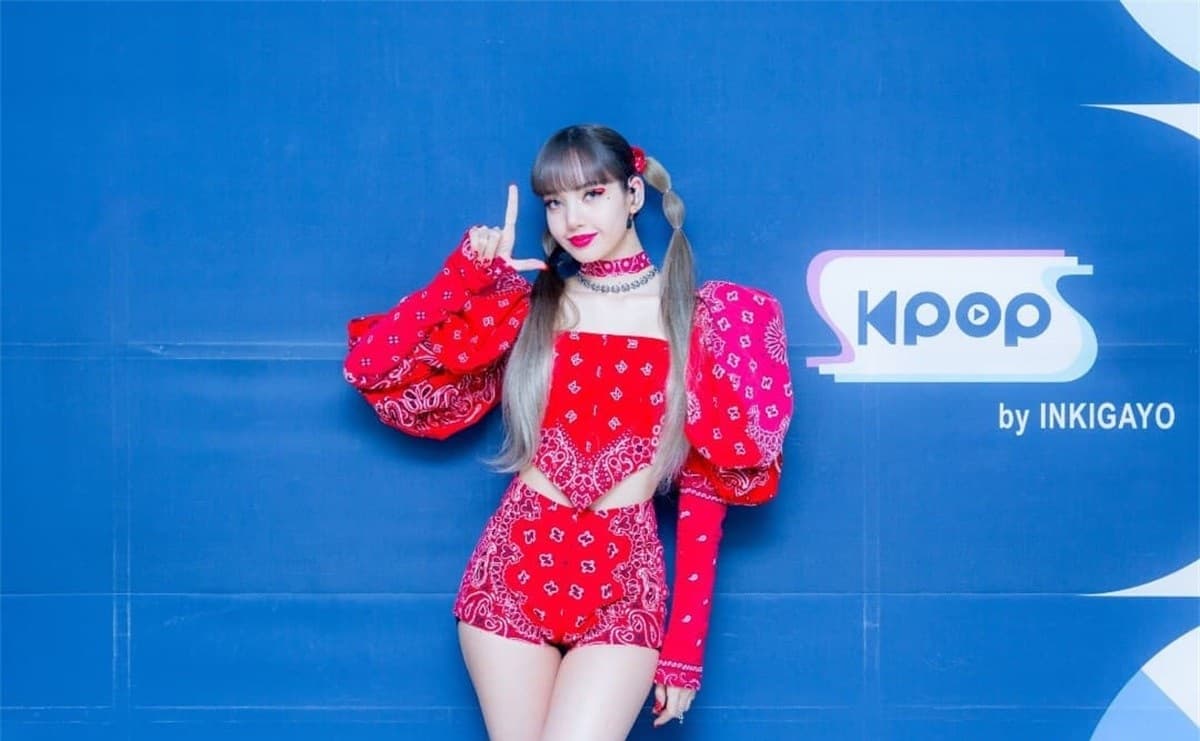 Image Source instagram | lalalalisa_m
