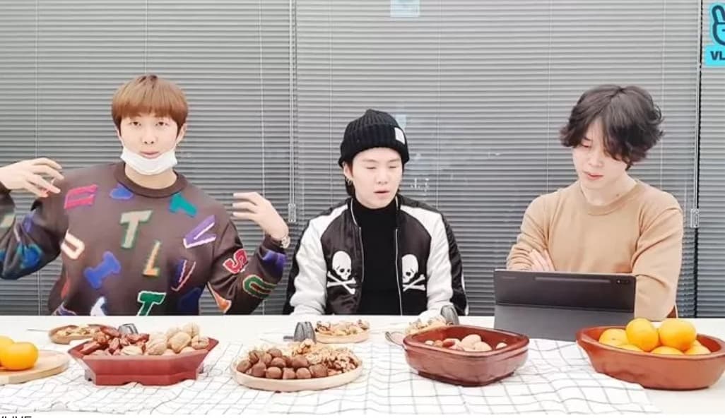 Image Source | V live