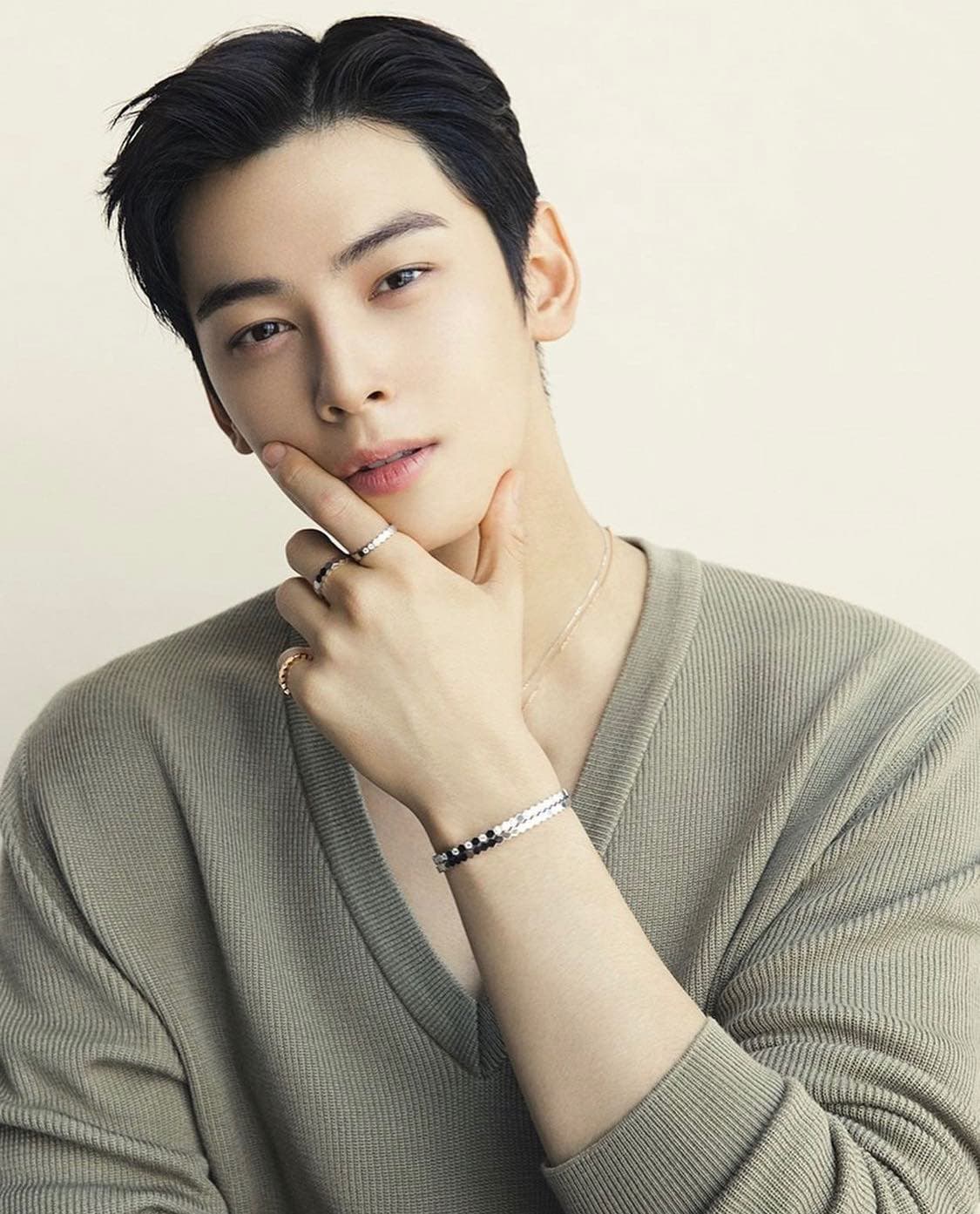 Image Source :Instagram | eunwo.o_c