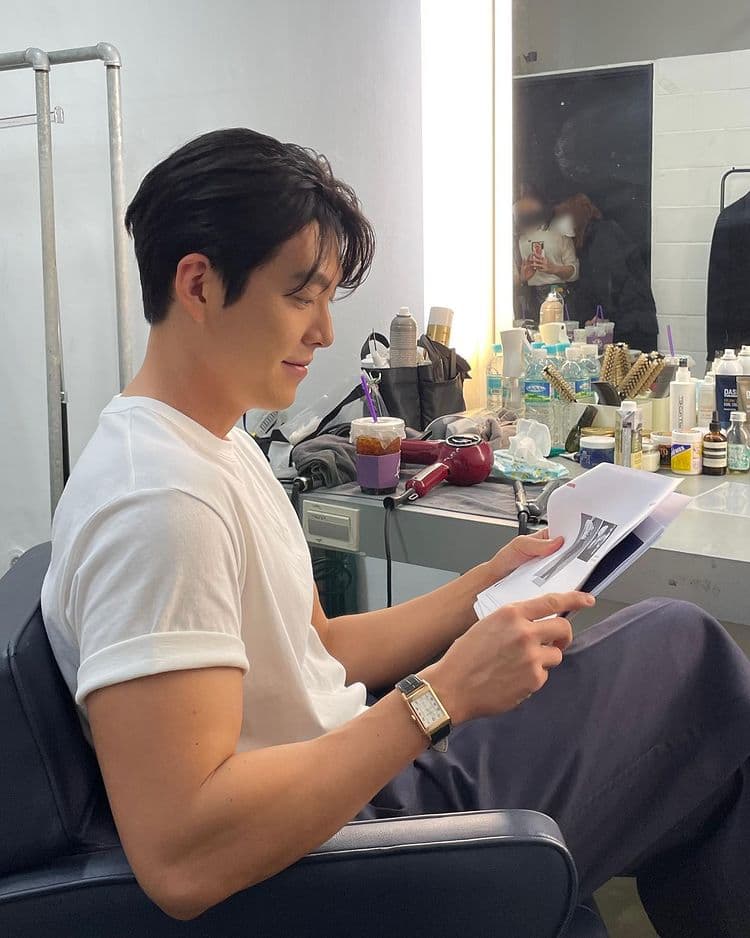 image source-instagram@____kimwoobin