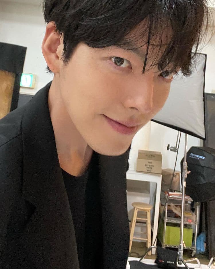 image source-instagram@____kimwoobin