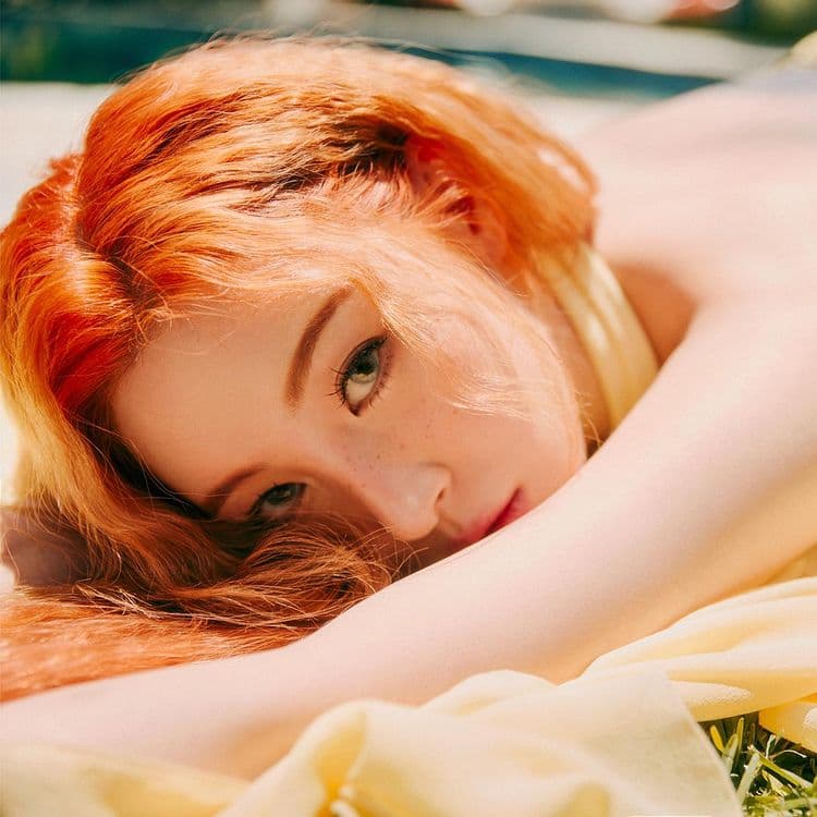 image source-instagram@official_sunmi