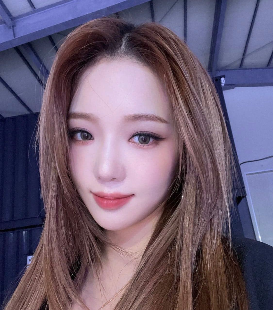 Image Source : Instagram | officialfromis_9