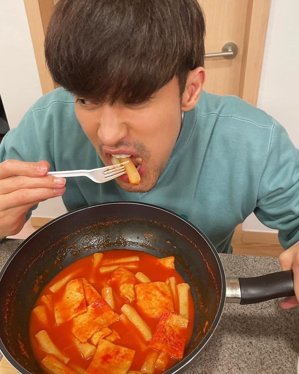 Image source_instagram|sunghoon1983