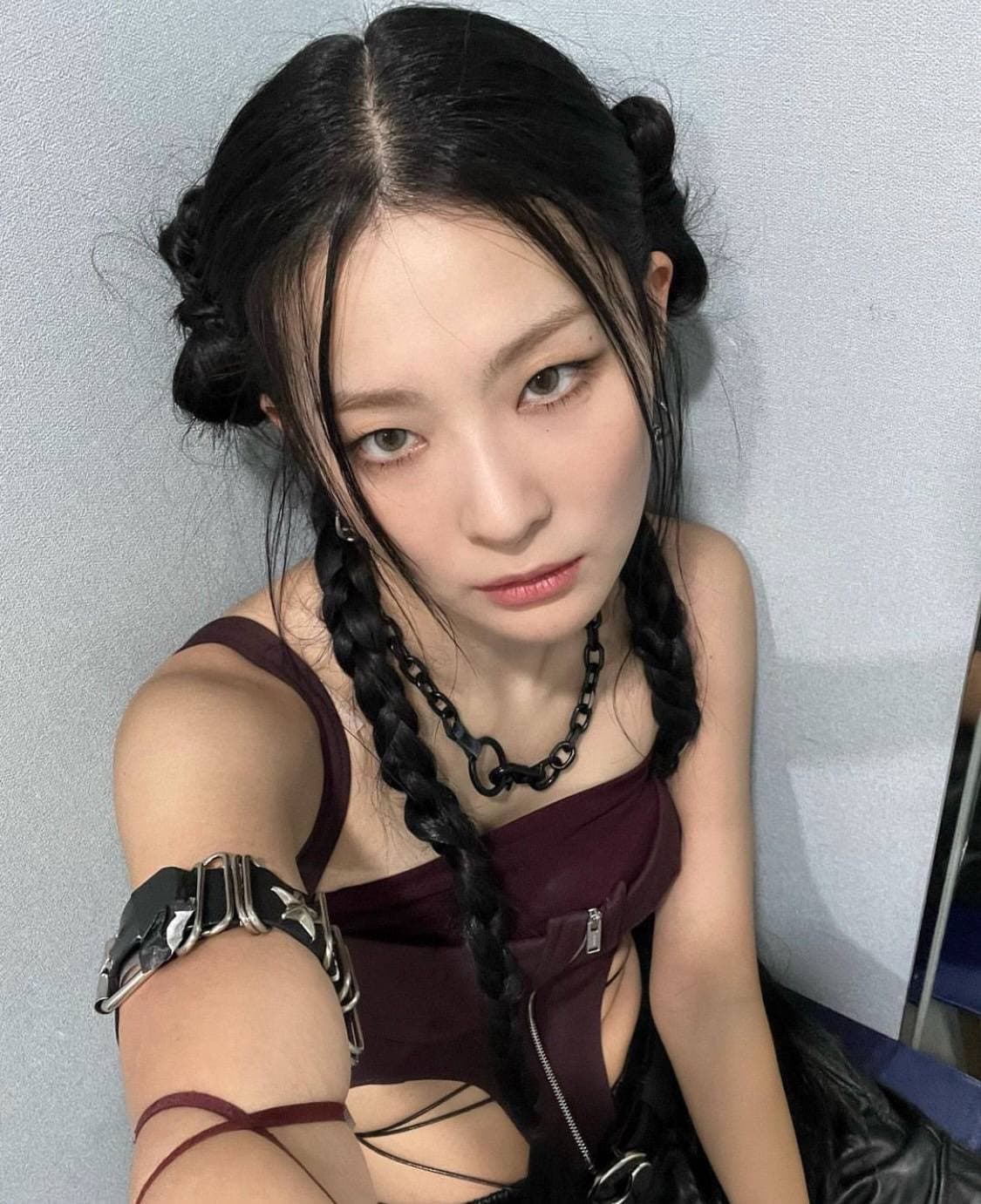 image source_instagram|hi_sseulgi