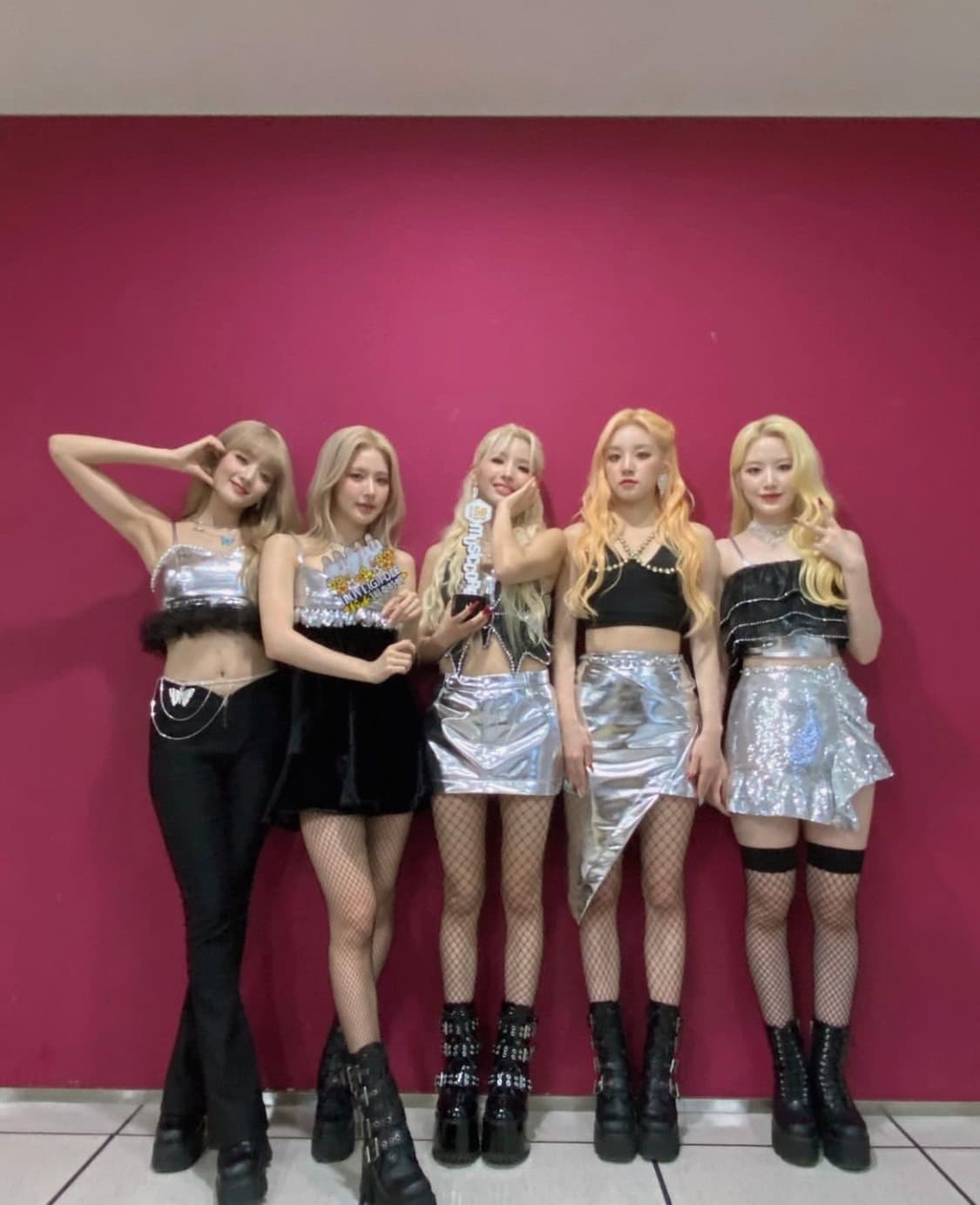 image source_instagram|official_g_i_dle