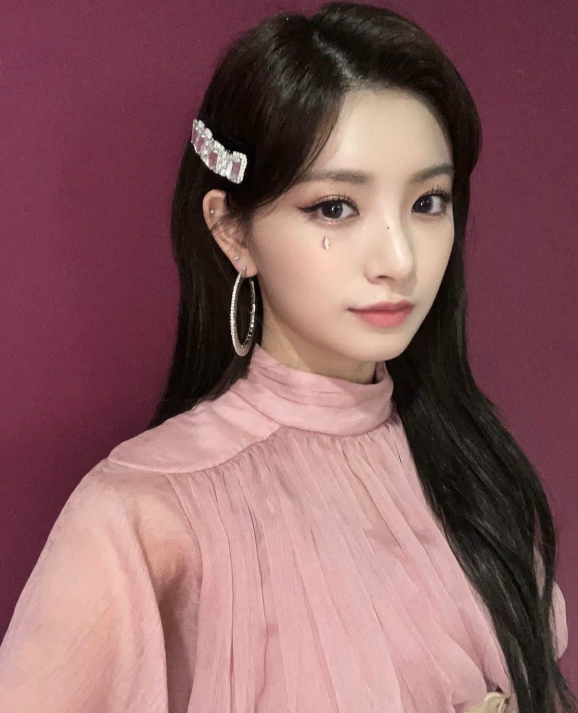image source_instagram|official_everglow
