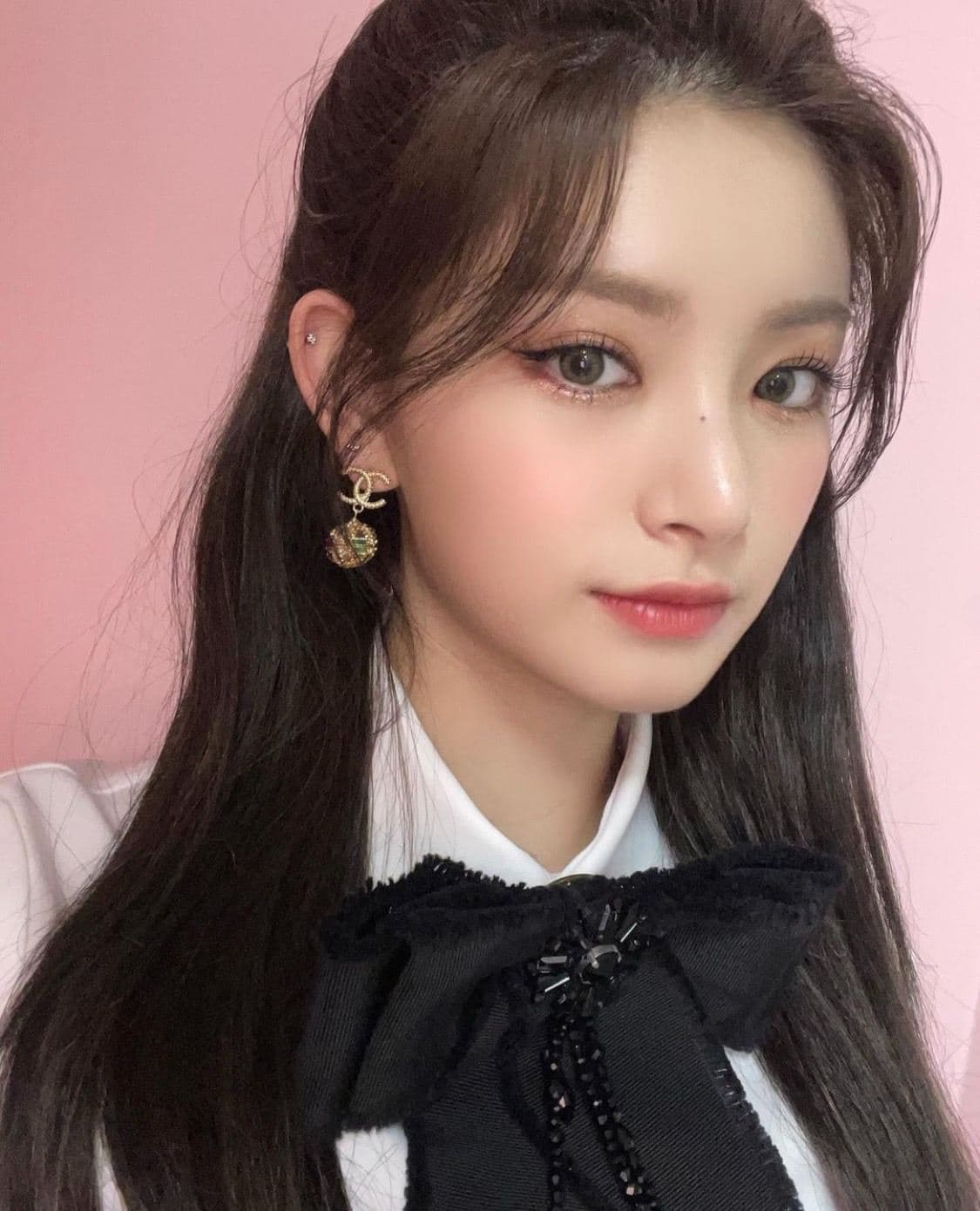 image source_instagram|official_everglow