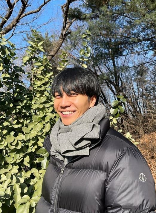 Image Source_Instagram|leeseunggi.official