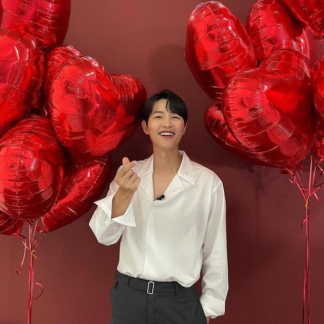 https://www.instagram.com/hi_songjoongki/