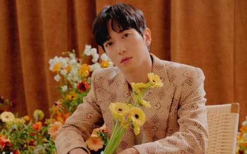 CNBLUE 鄭容和發行 SOLO 中文新專⋯迎33歲生日進軍中華圈!