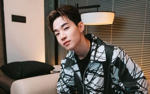 Henry微博演奏「我愛你中國」!韓論壇超失望:加拿大人有必要這樣?