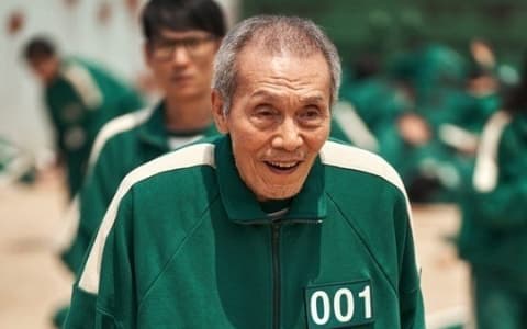 《魷魚遊戲》導演回應老人「吳一男」和男主的父子關係!李政宰開設IG即突破100萬!