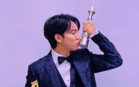 《2021 SBS演藝大賞》李昇基獲獎公開謝女友?並透露主持路上的自我困惑!
