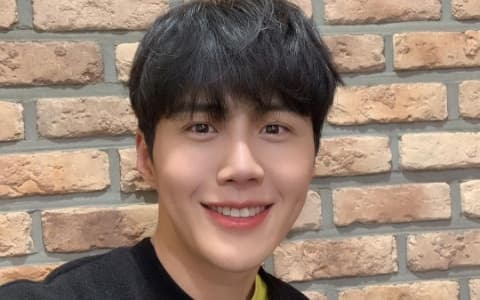 《2021 KBS演藝大賞中》文世潤奪大獎!真情流露謝金宣虎!