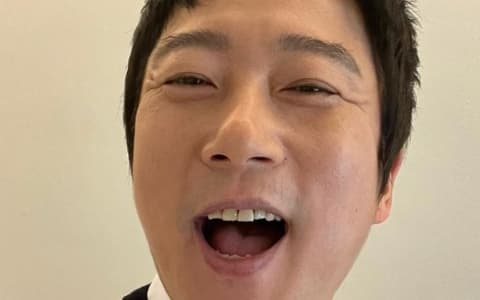 李壽根笑容背後的心酸故事!小時候都在看繼母眼色下長大!