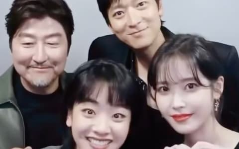 宋康昊遭《嬰兒轉運站》主演們孤立?不滿表示:「為何不打給我!」引爆笑XD