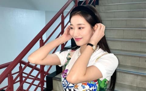 APRIL 李娜恩「孤立爭議」後暫停活動⋯⋯今天傳來了華麗復出的消息!