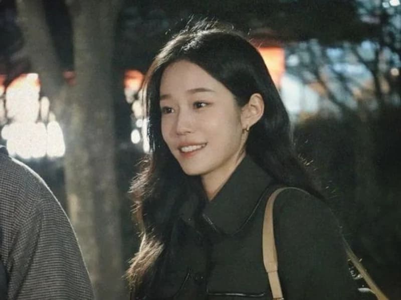 Image Source l rohyoonseo IG