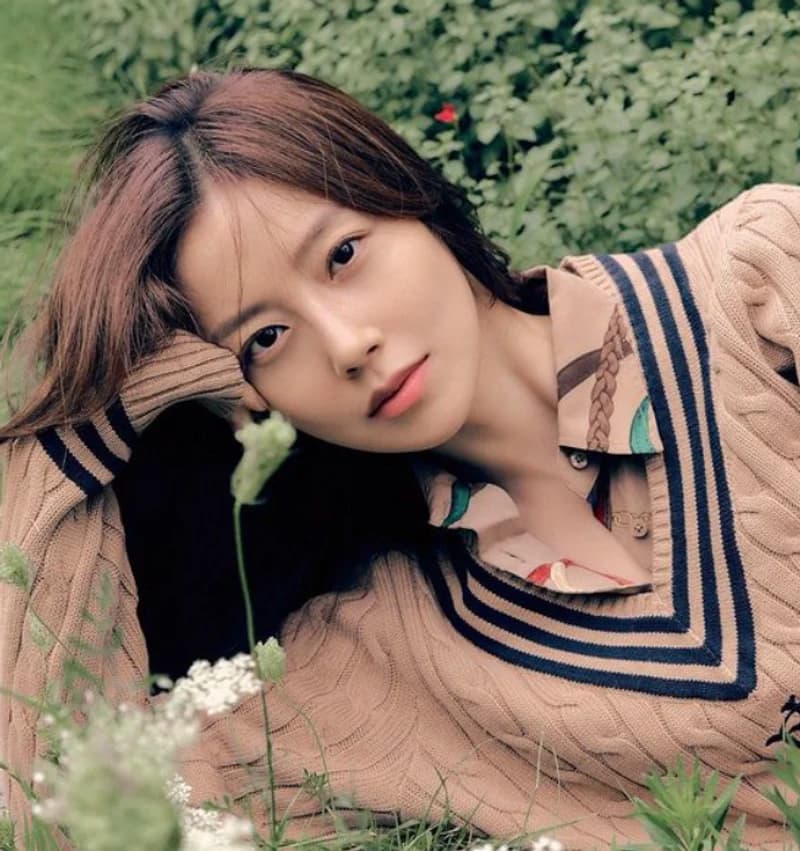Image Source_Instagram | moonchaewon_official