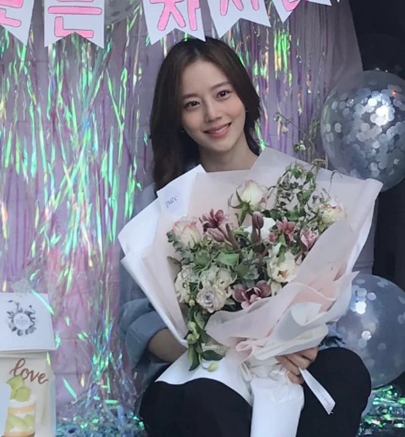 Image Source_Instagram | moonchaewon_official