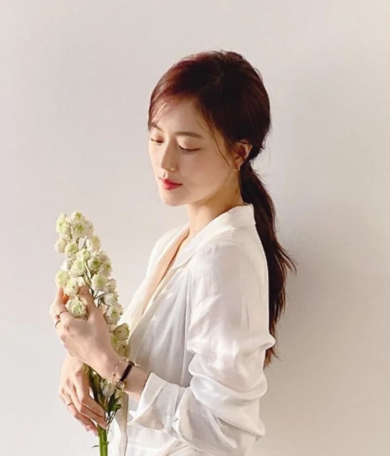 Image Source_Instagram | moonchaewon_official
