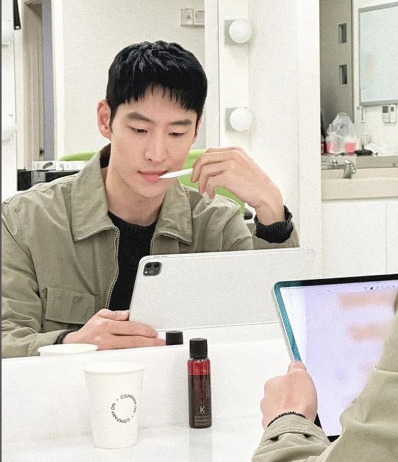 Image Source Instagram|leejehoon_official