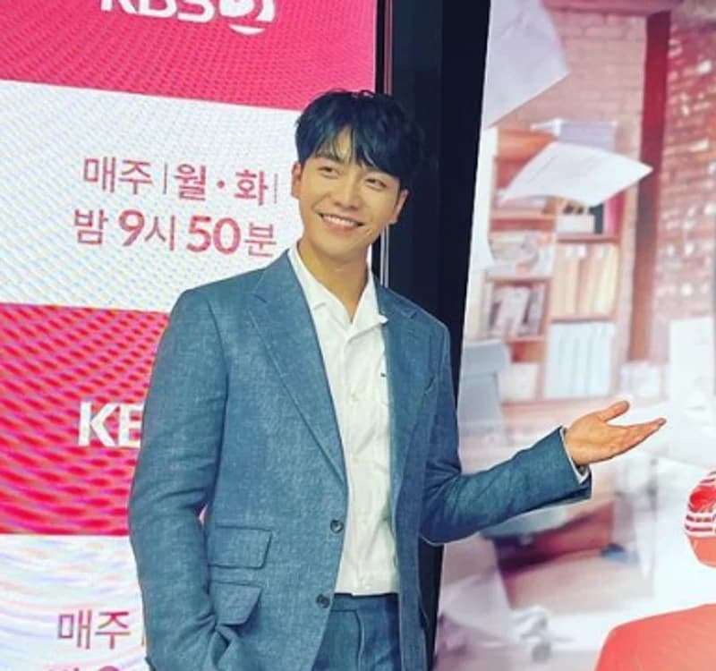Image Source_Instagram | leeseunggi.official