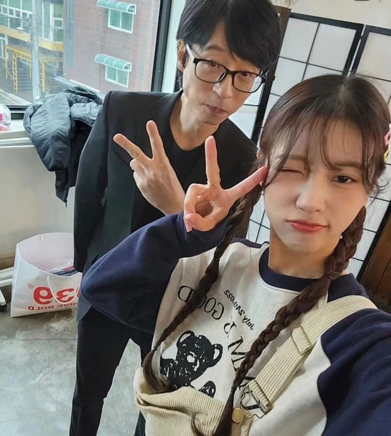 Image Source l queen.chu_s IG