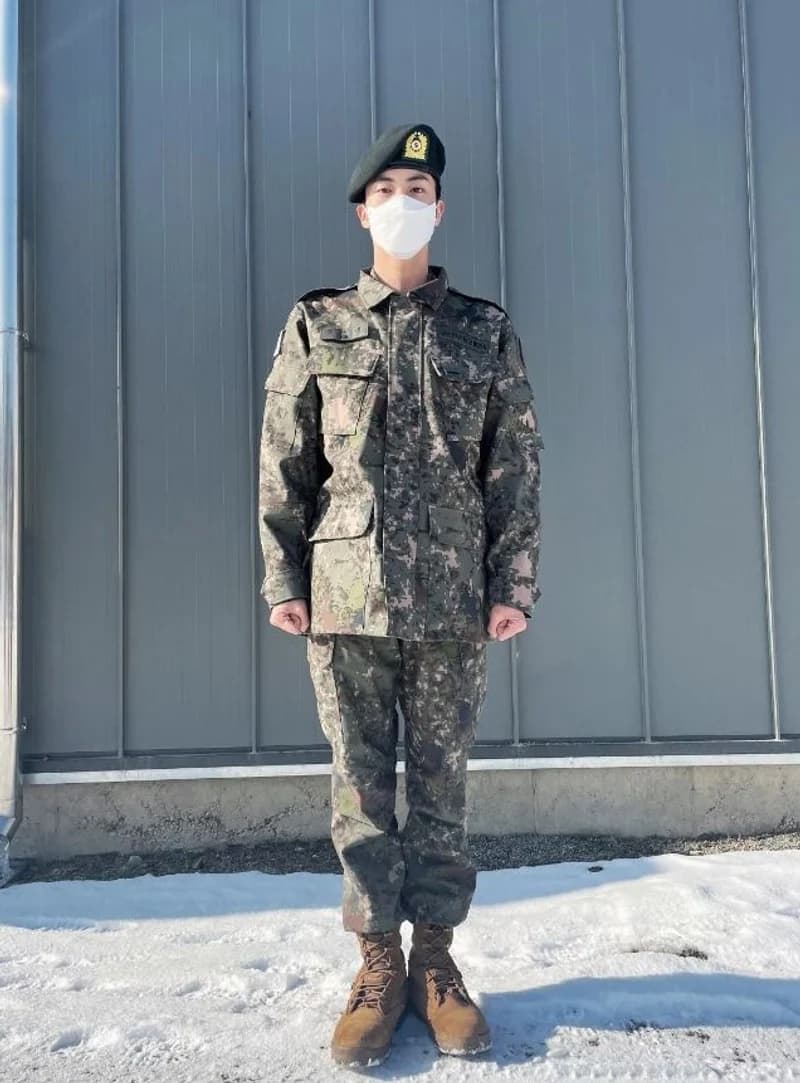 Image Source l Weverse