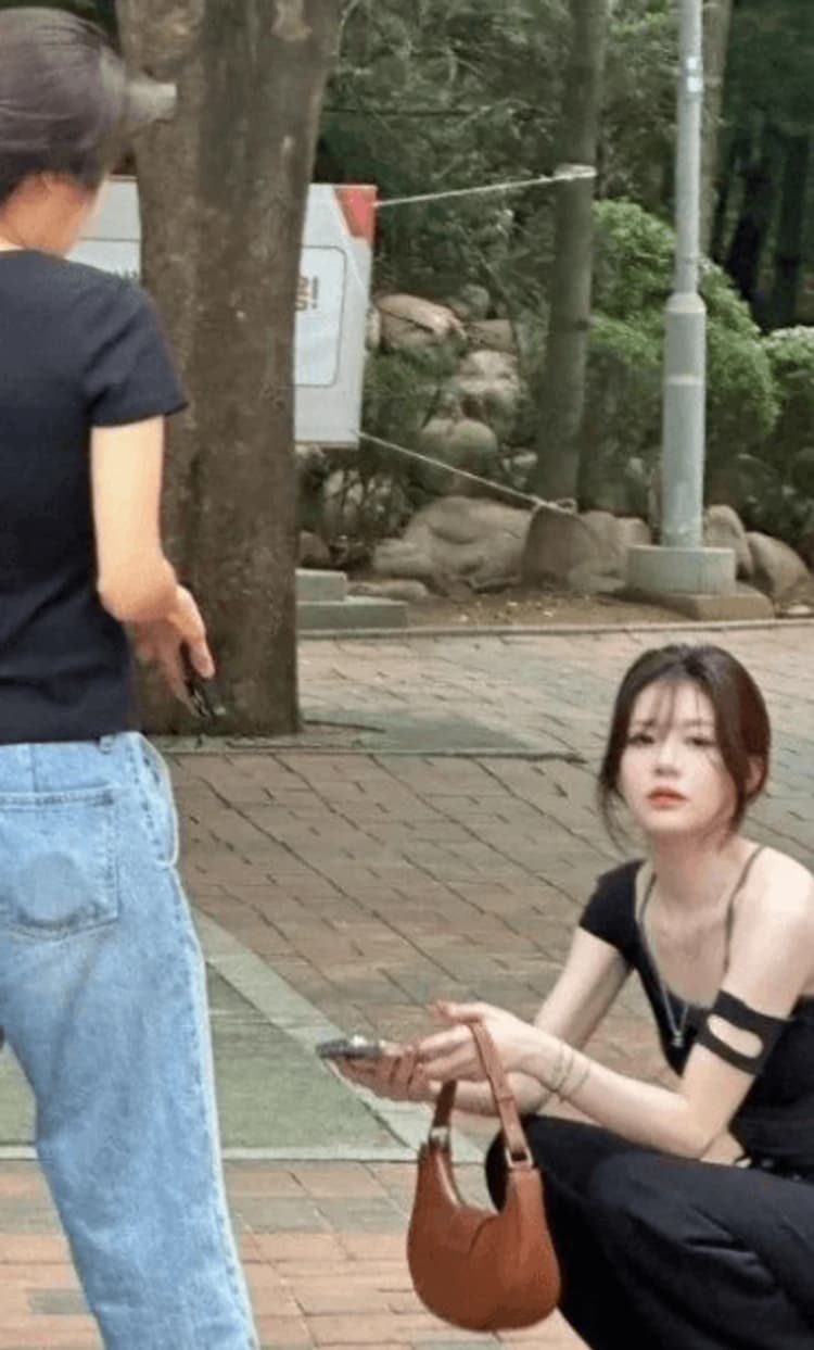 SOURCE:Go Youn-Jung IG