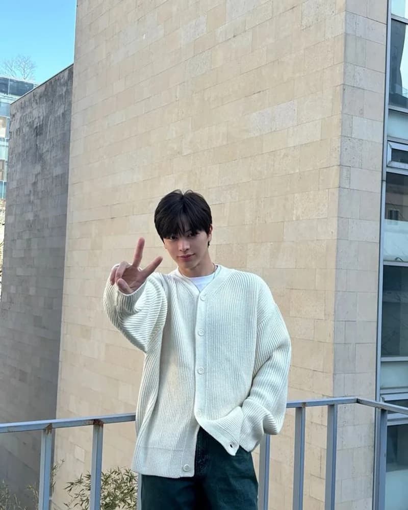Image Source: instagram | yook_can_do_it