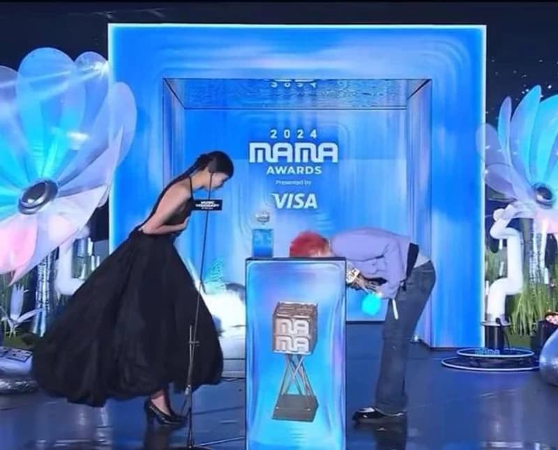 Image Source:instagram | mnet_mama