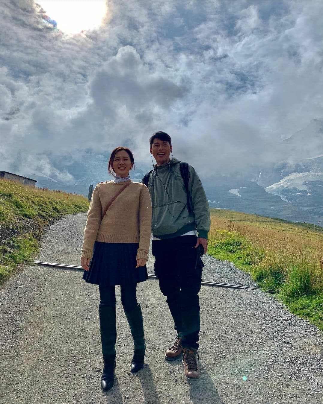 instagram | yejinhand