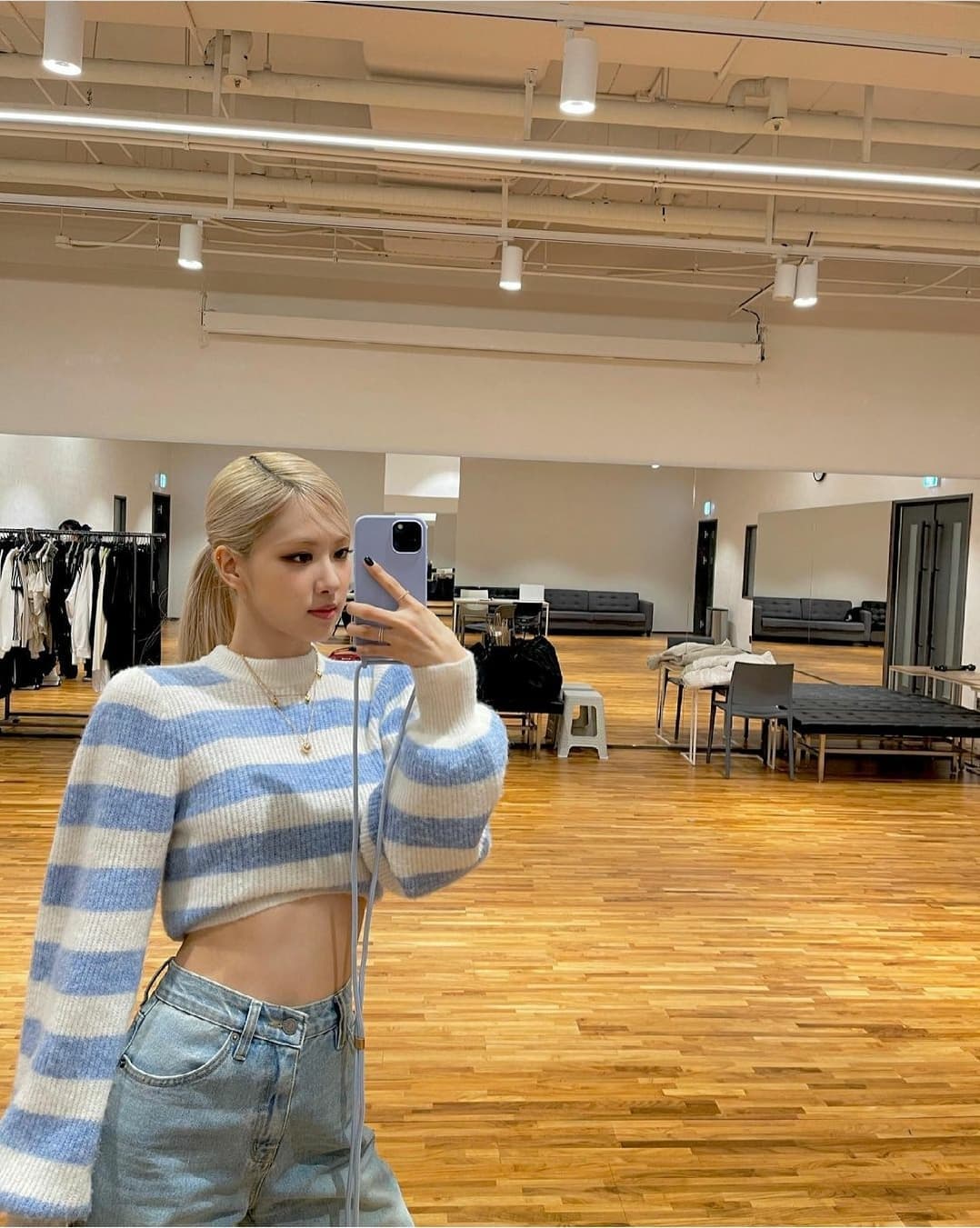instagram | roses_are_rosie
