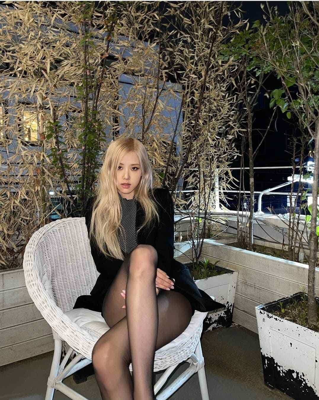 instagram | roses_are_rosie